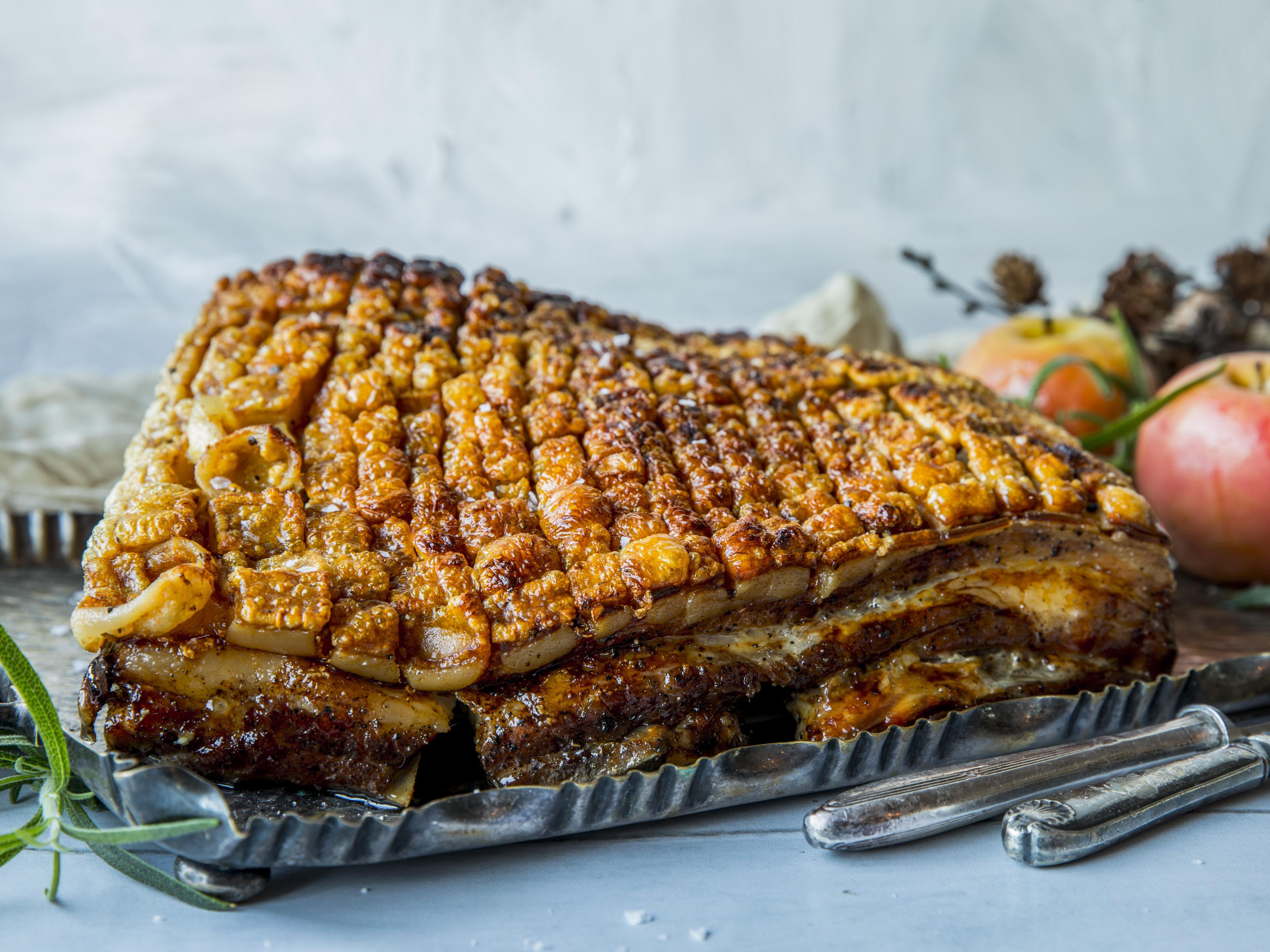 Langtidsstekt ribbe med sprø svor