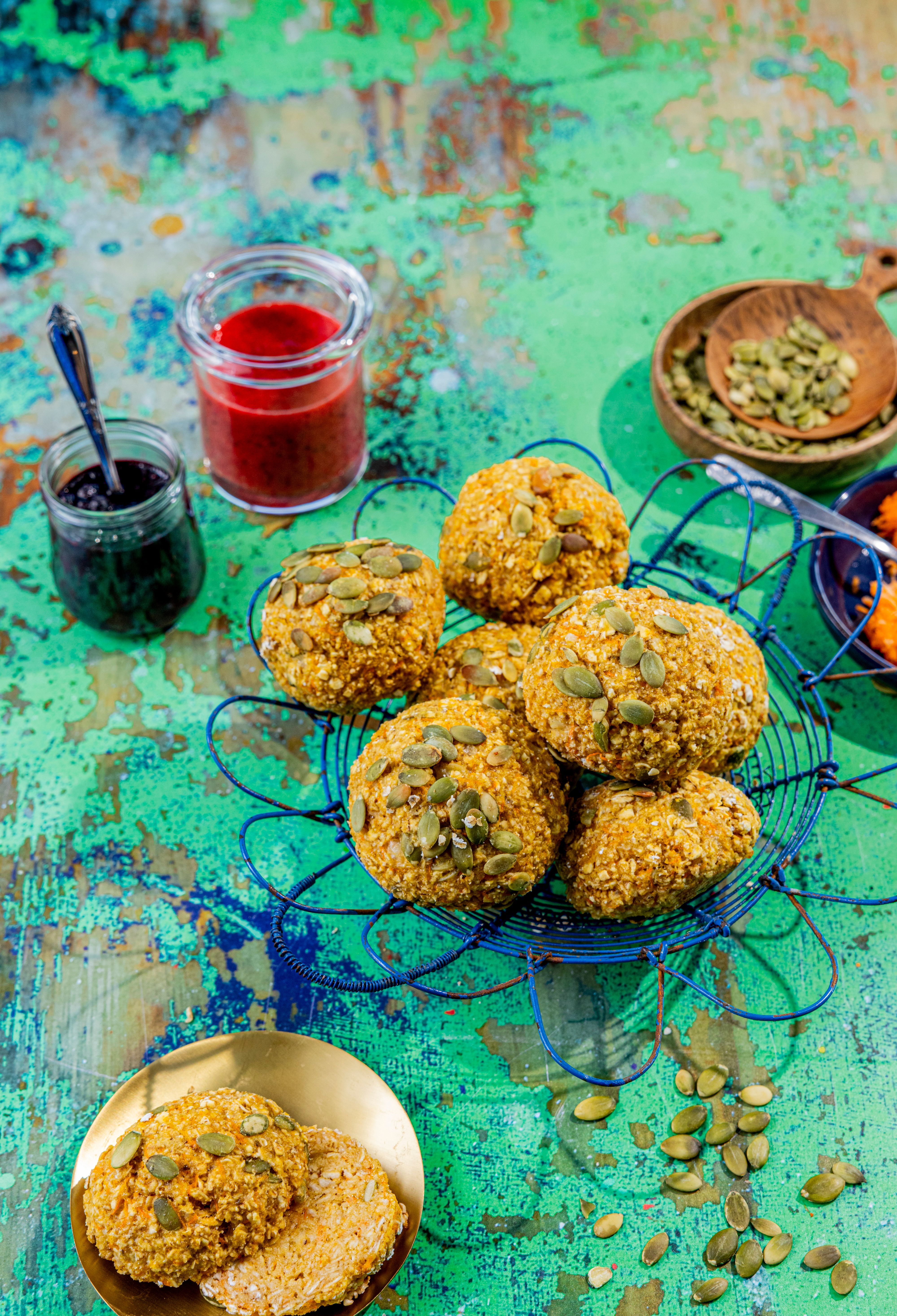 Proteinrundstykker i brødkurv.